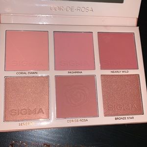 Sigma cor-de-Rosa blush palette